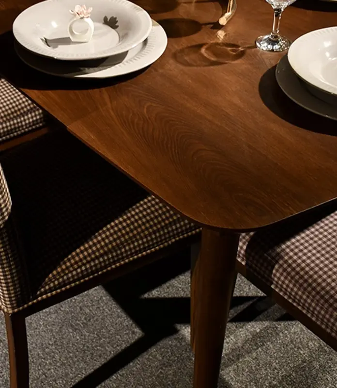 میز ناهارخوری